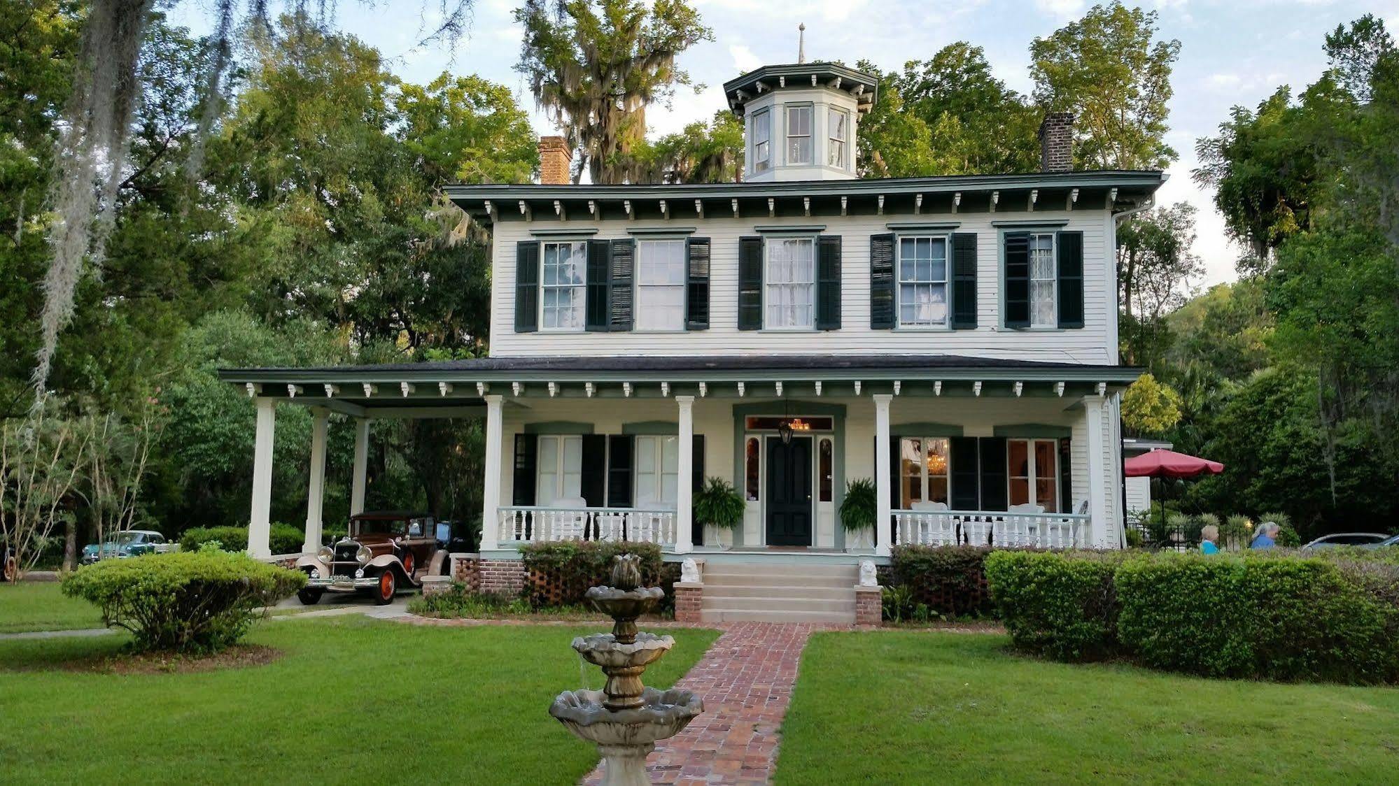 1872 Denham Inn 蒙蒂塞洛 外观 照片
